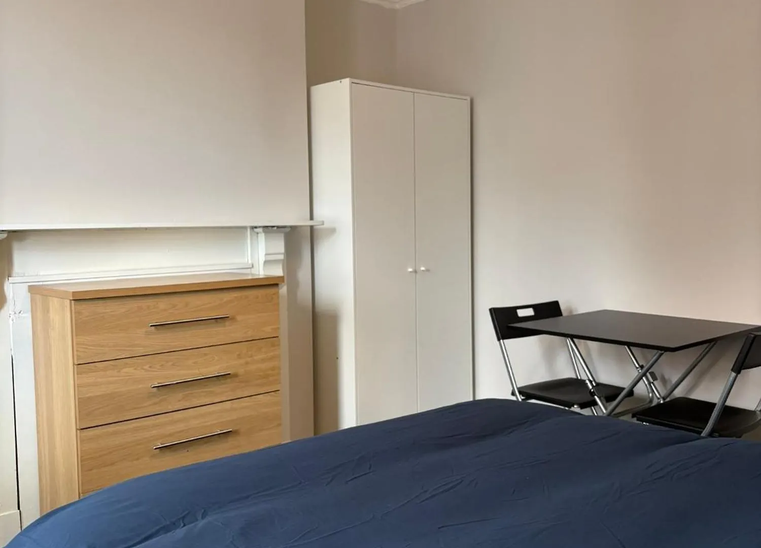 Superb Triple Room Near Croke Park - 5 Dublin Pensionat